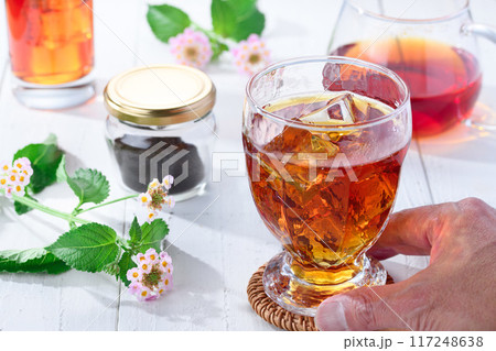 アイス ルイボスティー 贅沢なお茶の時間 紅茶タイム (ティータイム) 紅茶とお花 アイス ルイボスティー 贅沢なお茶の時間 紅茶タイム (ティータイム) 紅茶とお花 117248638
