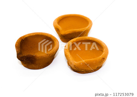 A picture of soil lamp with selective focus 117253079