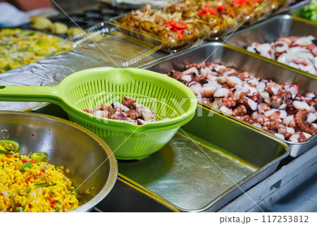 鉄板で焼お菓子 たこ焼き 粉物 料理 鉄板 屋台 縁日 鉄板で焼お菓子 たこ焼き 粉物 料理 鉄板 屋台 縁日 117253812
