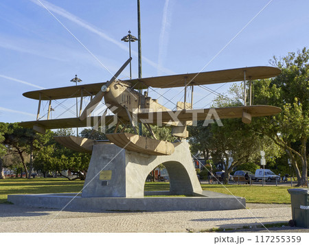 exhibition plane 117255359