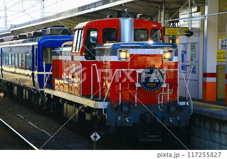 関東平野を縦断!!蘇った往年の客車列車…　東武鉄道・DL大樹Special 117255827