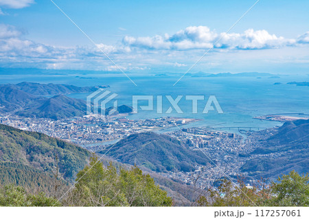 【灰ヶ峰展望台からの風景】 広島県呉市栃原町 117257061