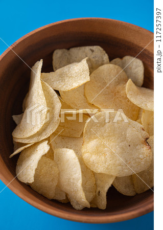 ポテトチップス 117257397