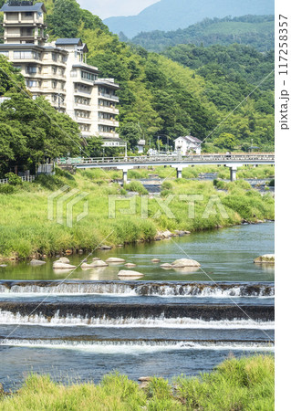 新緑と清流の三朝温泉 117258357