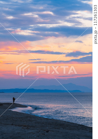 夕暮れの海 夕暮れの海 117261303