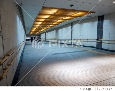 東京都市風景 都心の地下連絡通路 東京都市風景 都心の地下連絡通路 117262457