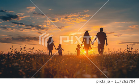夕焼けのシルエット AI画像 117262704