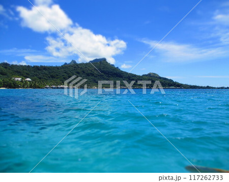 フレンチポリネシア　ボラボラ島　ジオラマ風 117262733