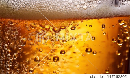 冷えたグラスの水滴 117262805