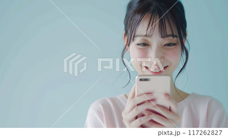 スマートフォンを使用する女性一Generative AI 117262827