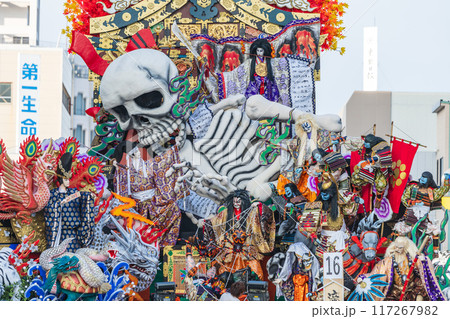 「青森県」豪華絢爛な山車の競演　八戸三社大祭・夏 117267982