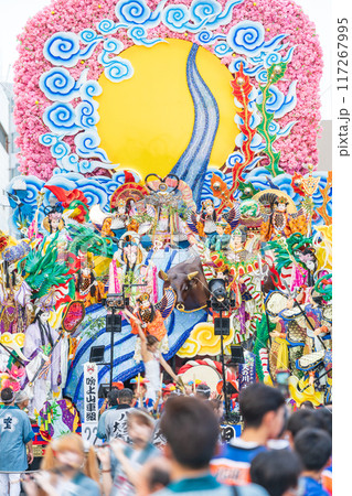 「青森県」豪華絢爛な山車の競演　八戸三社大祭・夏 117267995