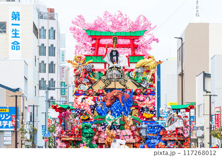 「青森県」豪華絢爛な山車の競演　八戸三社大祭・夏 117268012