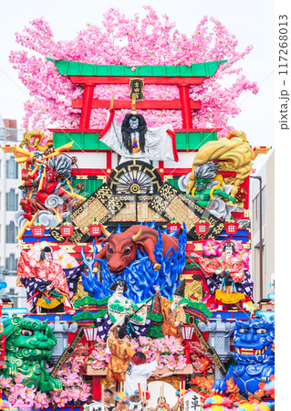 「青森県」豪華絢爛な山車の競演　八戸三社大祭・夏 117268013