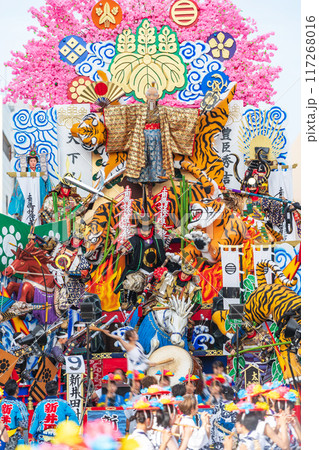 「青森県」豪華絢爛な山車の競演 八戸三社大祭・夏 「青森県」豪華絢爛な山車の競演 八戸三社大祭・夏 117268016