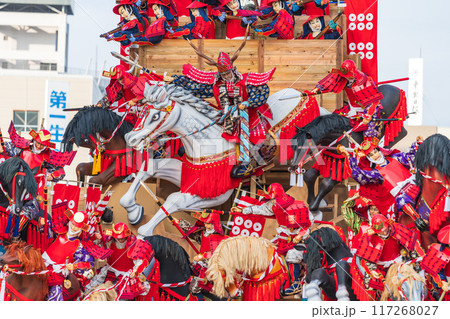「青森県」豪華絢爛な山車の競演 八戸三社大祭・夏 「青森県」豪華絢爛な山車の競演 八戸三社大祭・夏 117268027