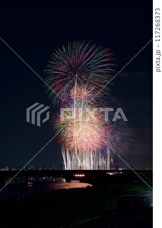 20234.08.3 戸田橋花火大会　いたばし花火大会　荒川放水路通水100周年記念 117268373
