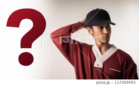 考えている野球選手 117269493