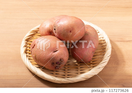 ［岩手県産］じゃがいも　レッドムーン 117273626