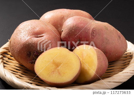 ［岩手県産］じゃがいも　レッドムーン 117273633