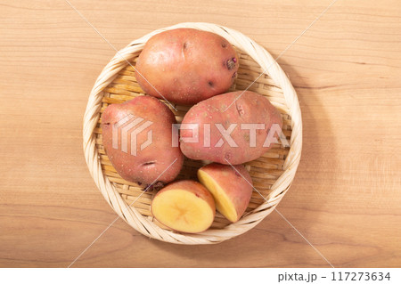 ［岩手県産］じゃがいも　レッドムーン 117273634