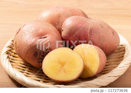 ［岩手県産］じゃがいも　レッドムーン 117273636