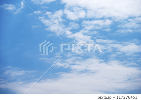 夏の空 青空 晴れ 8月 空素材 夏の空 青空 晴れ 8月 空素材 117276453