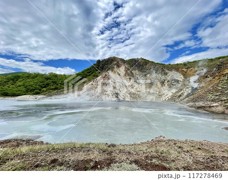 【北海道】支笏洞爺国立公園に広がる登別地獄谷 大湯沼 117278469