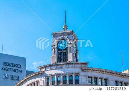 日本の東京都市景観 東京・銀座。(賑わう街…コロナ禍前の光景に)…希望の時代へ=8月9日 日本の東京都市景観 東京・銀座。(賑わう街…コロナ禍前の光景に)…希望の時代へ=8月9日 117281219