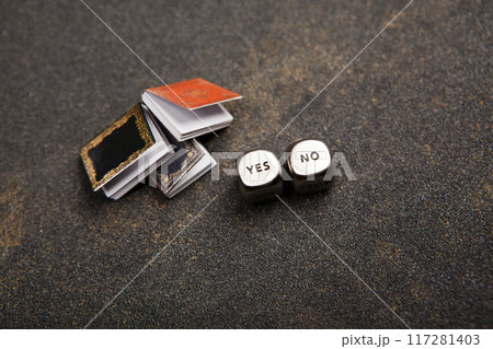 image of book yes no cube 117281403