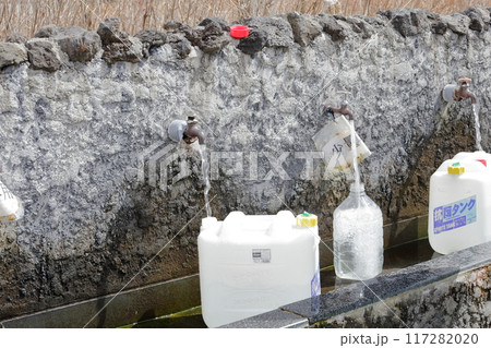 水汲み場（山梨県 富士吉田市） 117282020