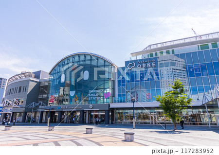 日本の駅舎　JR予讃線　高松駅 117283952