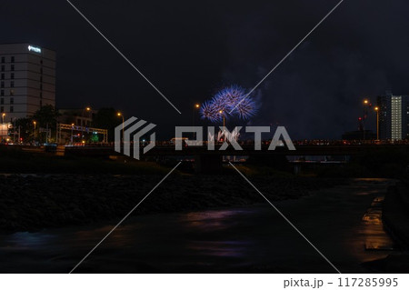 北海道 札幌 豊平川花火大会 夏 北海道 札幌 豊平川花火大会 夏 117285995