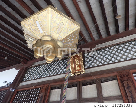 奈良県奈良市のならまちにある真言律宗の寺院であり、鎌倉時代に再興された地蔵大仏とも呼ばれる福智院 奈良県奈良市のならまちにある真言律宗の寺院であり、鎌倉時代に再興された地蔵大仏とも呼ばれる福智院 117286335