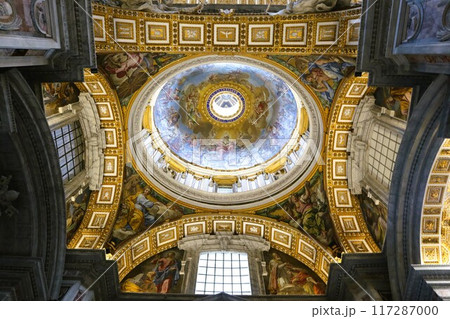 バチカン市国、サン・ピエトロ大聖堂 117287000