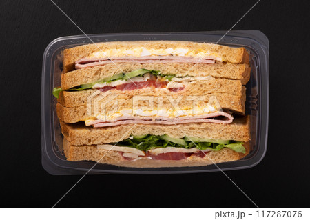 クラブハウスサンド(全粒粉パン) クラブハウスサンド(全粒粉パン) 117287076