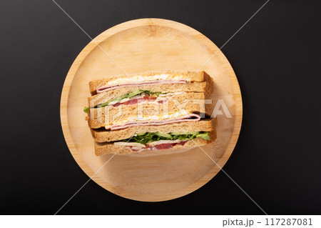 クラブハウスサンド(全粒粉パン) クラブハウスサンド(全粒粉パン) 117287081