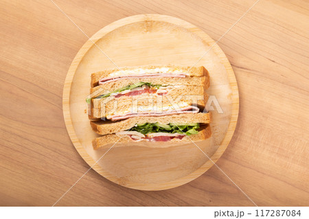 クラブハウスサンド（全粒粉パン） 117287084