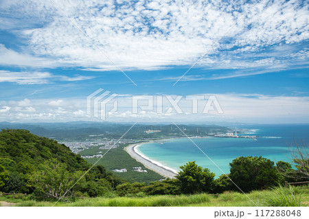 西山から煙樹ヶ浜を望む　【和歌山県日高郡美浜町】 117288048