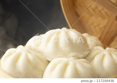 肉まん　せいろで蒸した肉まん 117288436