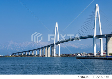海王丸パークと新湊大橋 海王丸パークと新湊大橋 117292836