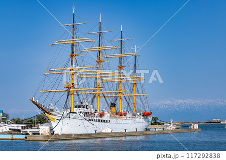海王丸パークと新湊大橋 海王丸パークと新湊大橋 117292838