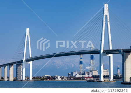 海王丸パークと新湊大橋 117292843