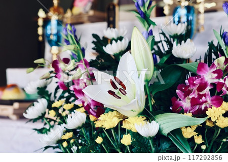 祭壇の花 117292856