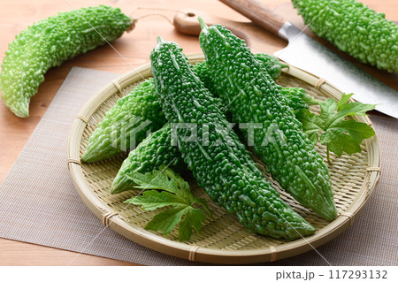 夏野菜 ゴーヤ (にがうり) 夏野菜 ゴーヤ (にがうり) 117293132