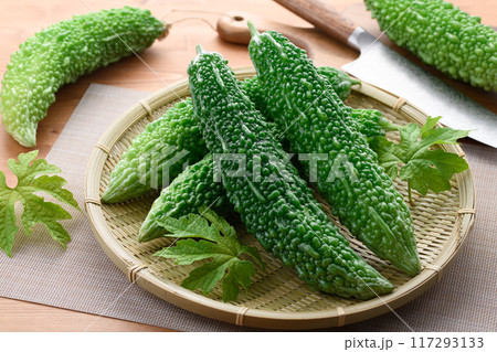夏野菜 ゴーヤ (にがうり) 夏野菜 ゴーヤ (にがうり) 117293133