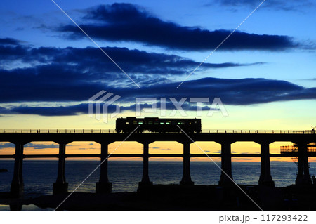 惣郷川架橋2299+- 117293422