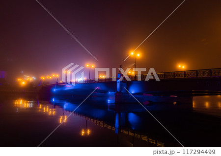【北海道_釧路_弊舞橋】釧路の夜・霧のヌサマイ橋 117294499