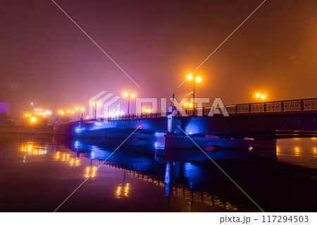 【北海道_釧路_弊舞橋】釧路の夜・霧のヌサマイ橋 117294503