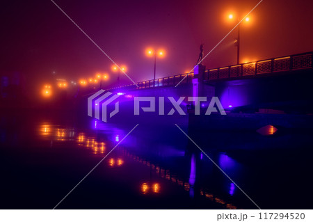 【北海道_釧路_弊舞橋】釧路の夜・霧のヌサマイ橋 117294520